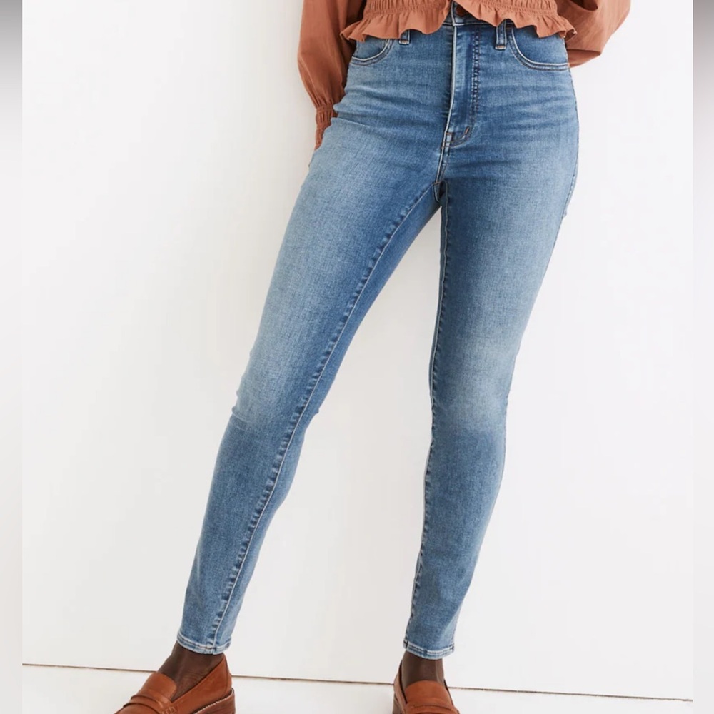 Madewell curvy roadtripper authentic skinny jeans in vinton wash